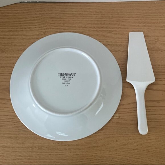 Tienshan Deck The Halls Cake Plate and Server Set Christmas Pattern 11 inch New - Picture 3 of 8